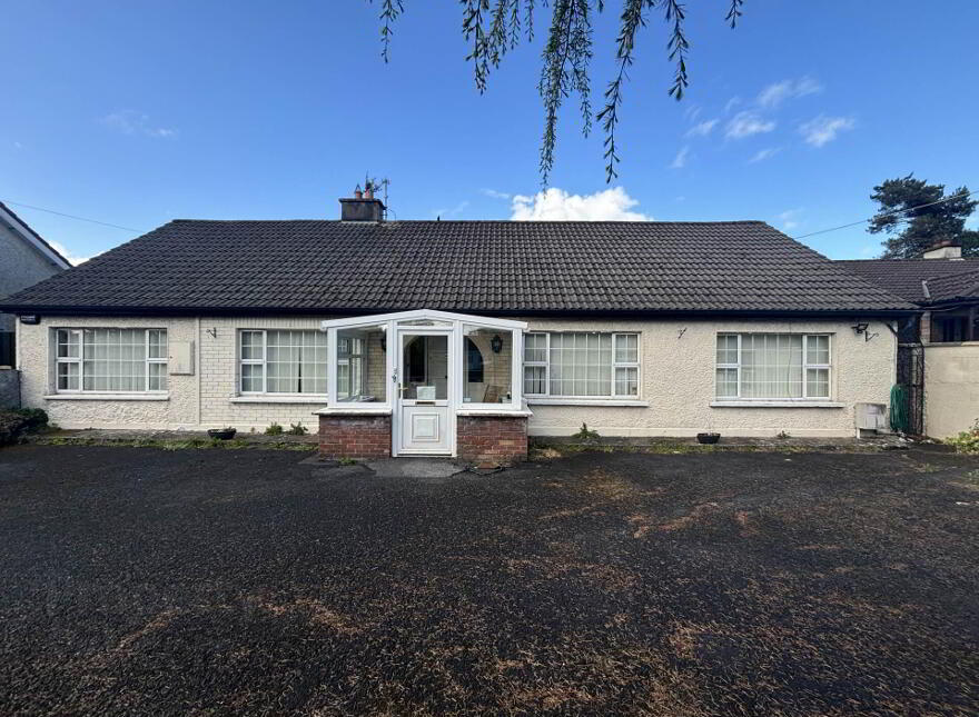 Villa Maria, Old Dublin Road, Rhebogue photo
