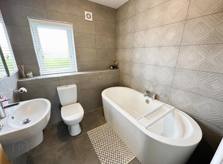 5 Loughans View, Gilford, BT63 6FF