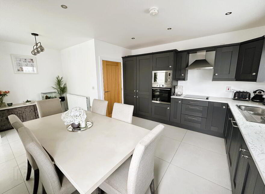 5 Loughans View, Gilford, BT63 6FF