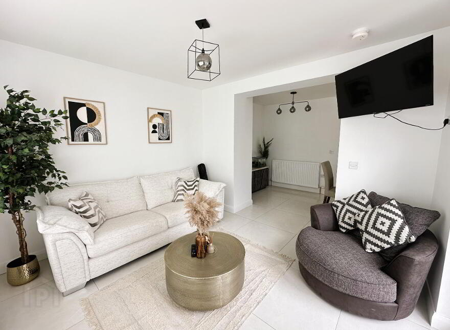 5 Loughans View, Gilford, BT63 6FF