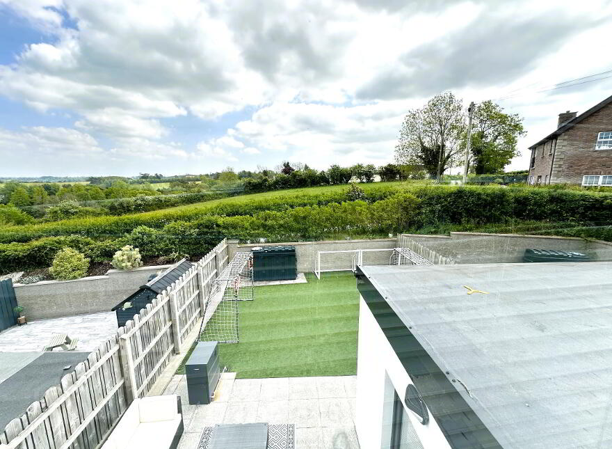5 Loughans View, Gilford, BT63 6FF