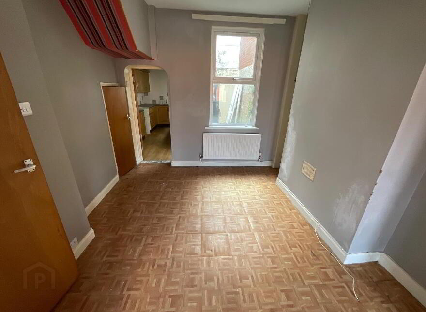 5 Pomona Avenue, Belfast, BT4 3AL