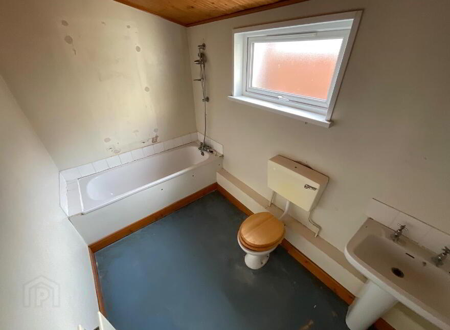 5 Pomona Avenue, Belfast, BT4 3AL