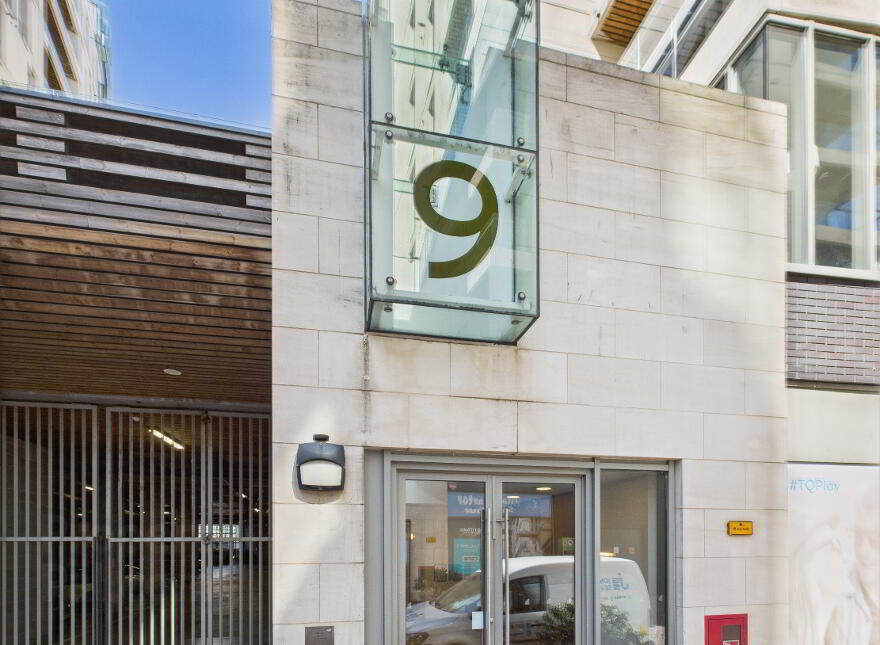 9.44 Arc Apartments, 2i Queens Road, Belfast, BT3 9FL photo