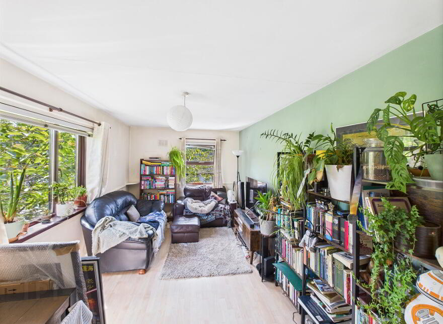 22 Annadale Crescent, Belfast, BT7 3DJ