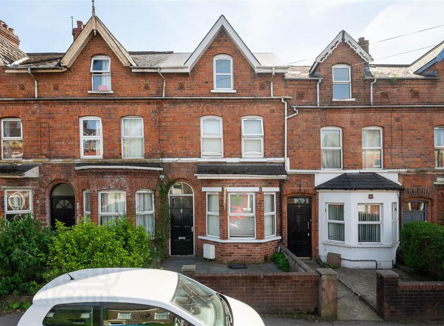 14 Tates Avenue, Belfast, BT9 7BY photo