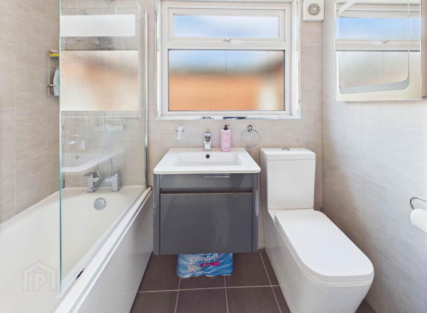 38 Brookland Street, Belfast, BT9 7FZ