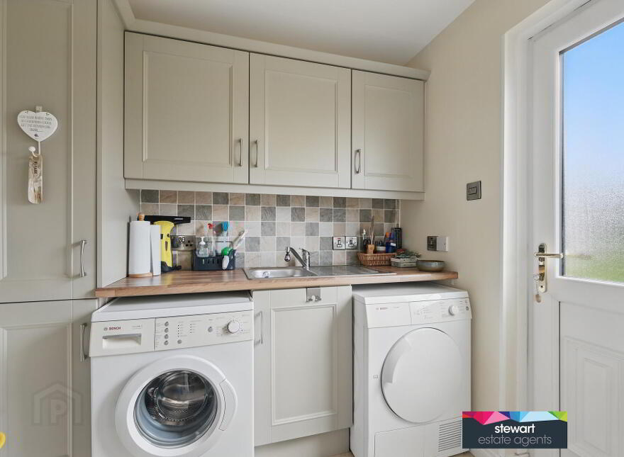 17 Kensington Manor, Inn Road, Dollingstown, BT66 7HR