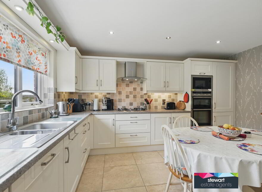 17 Kensington Manor, Inn Road, Dollingstown, BT66 7HR