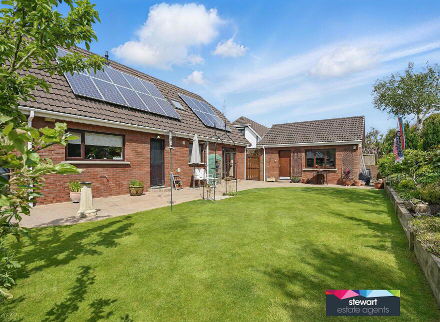 17 Kensington Manor, Inn Road, Dollingstown, BT66 7HR
