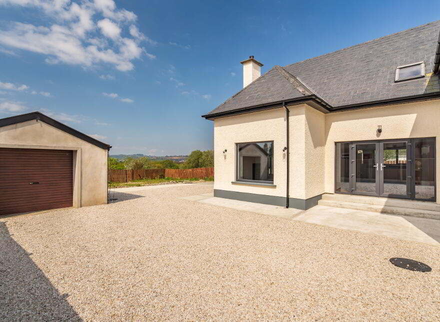 Kinnego, Buncrana, F93K371