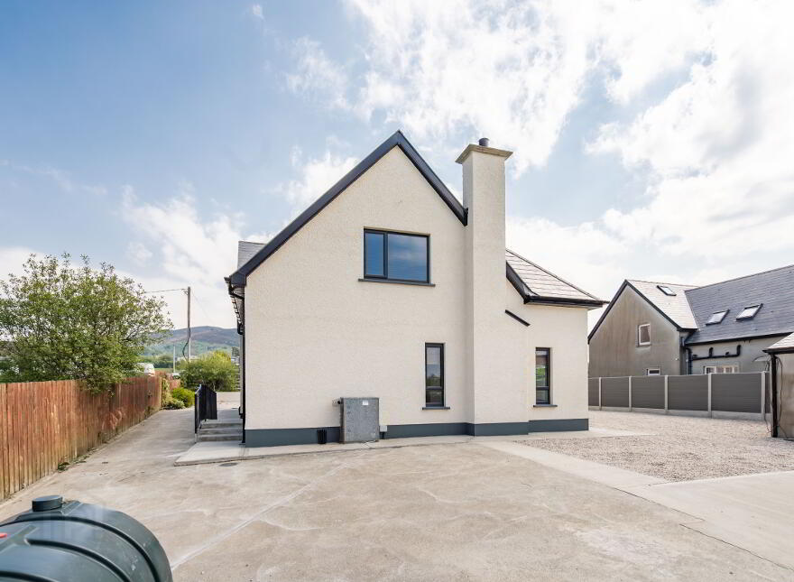 Kinnego, Buncrana, F93K371