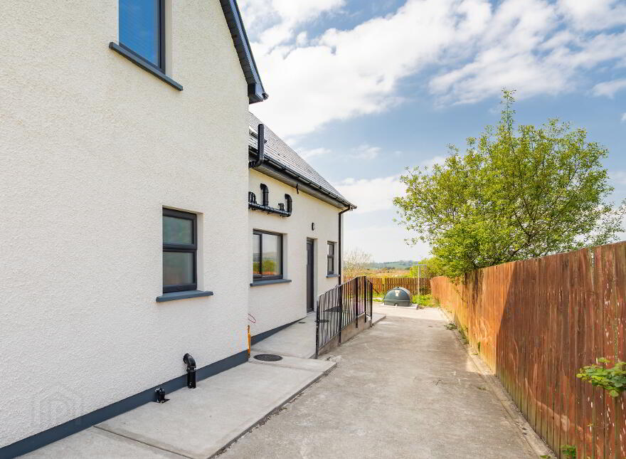 Kinnego, Buncrana, F93K371