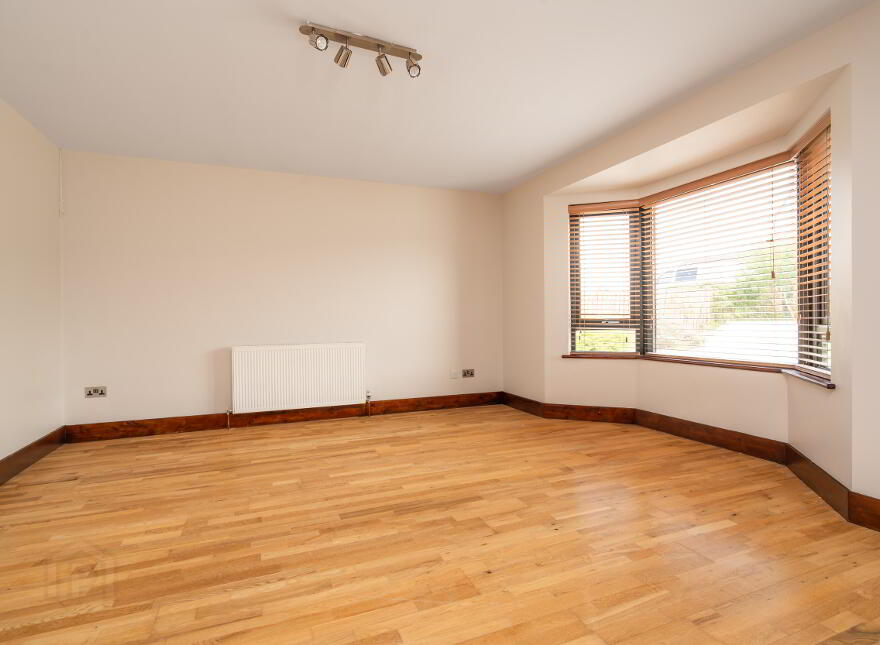 Kinnego, Buncrana, F93K371