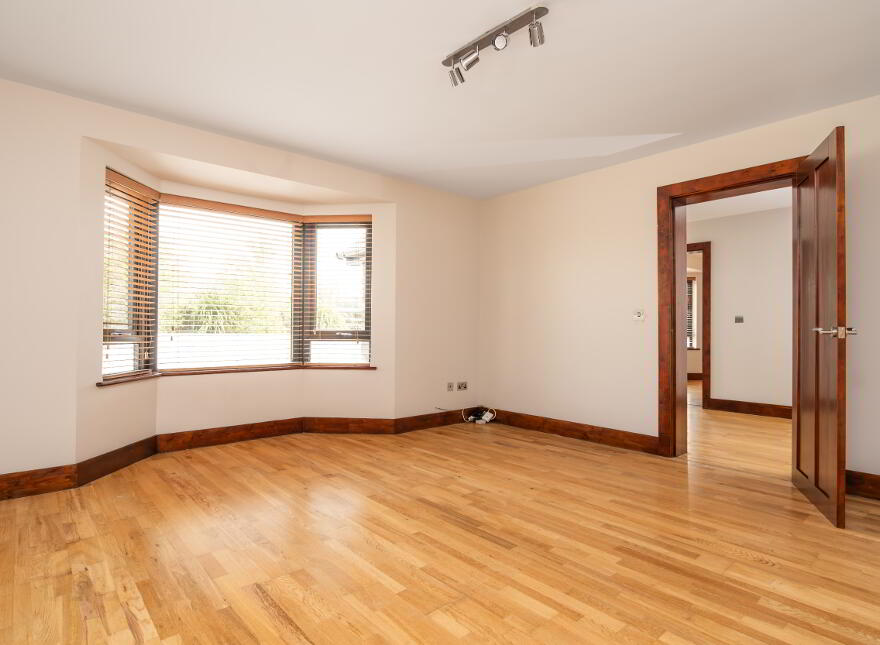 Kinnego, Buncrana, F93K371