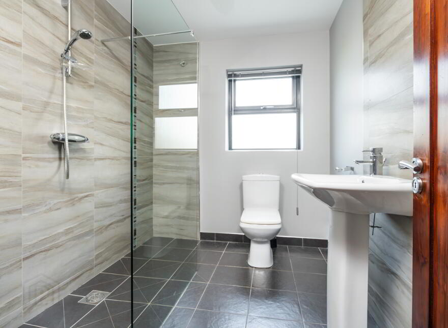Kinnego, Buncrana, F93K371