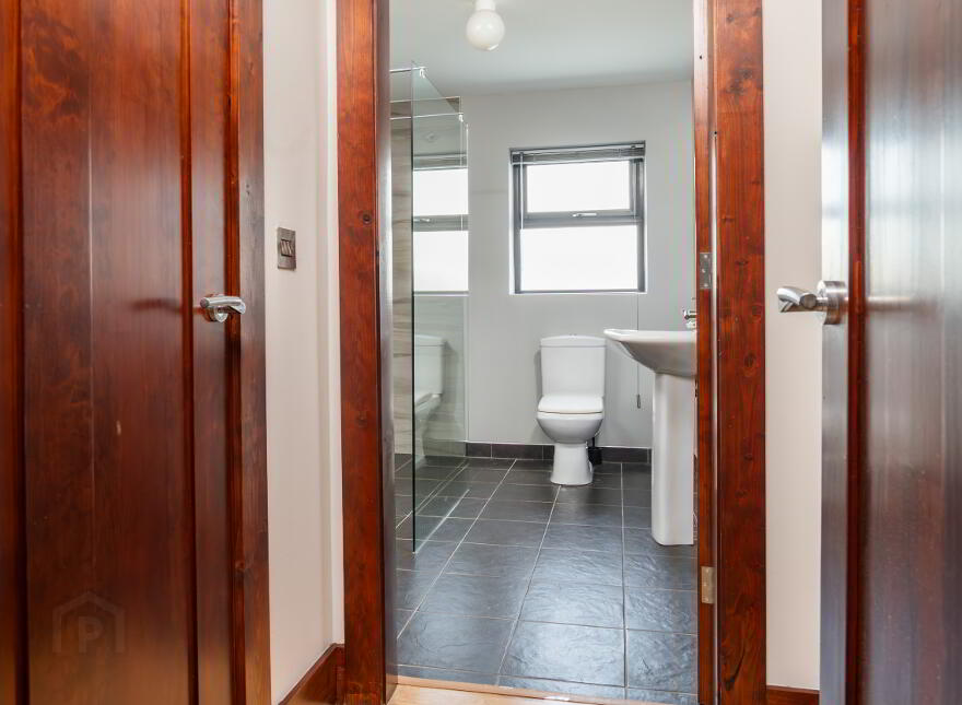 Kinnego, Buncrana, F93K371