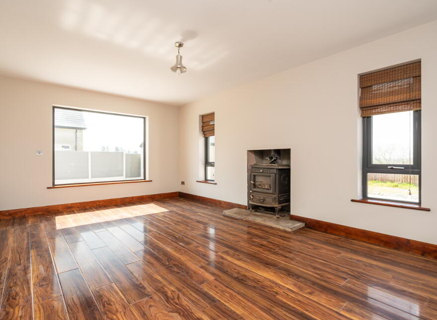 Kinnego, Buncrana, F93K371