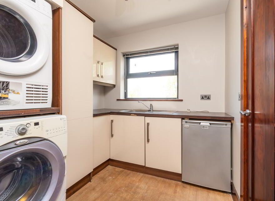 Kinnego, Buncrana, F93K371