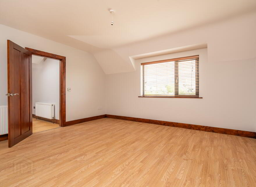 Kinnego, Buncrana, F93K371