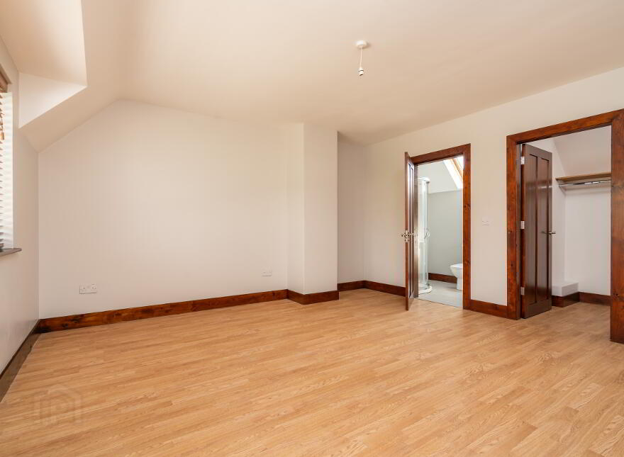 Kinnego, Buncrana, F93K371