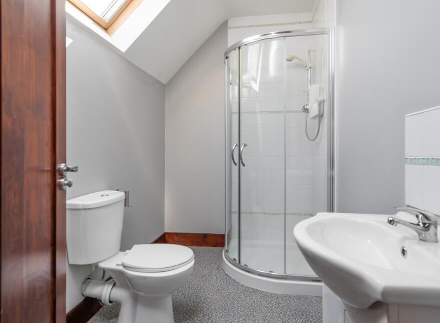 Kinnego, Buncrana, F93K371