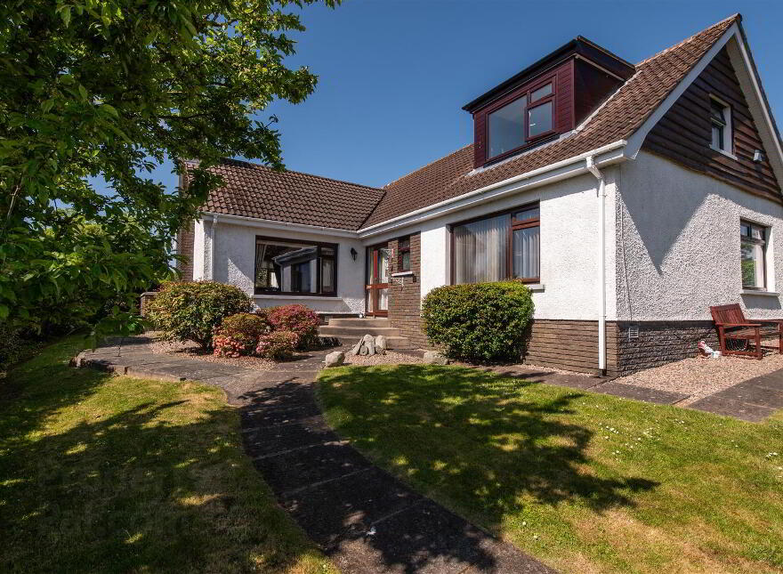 11 Robin Hill, Dundrum, BT33 0NU photo