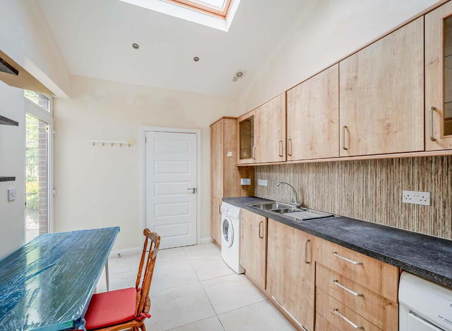 10 Clonallon Court, Belfast, BT4 2AB