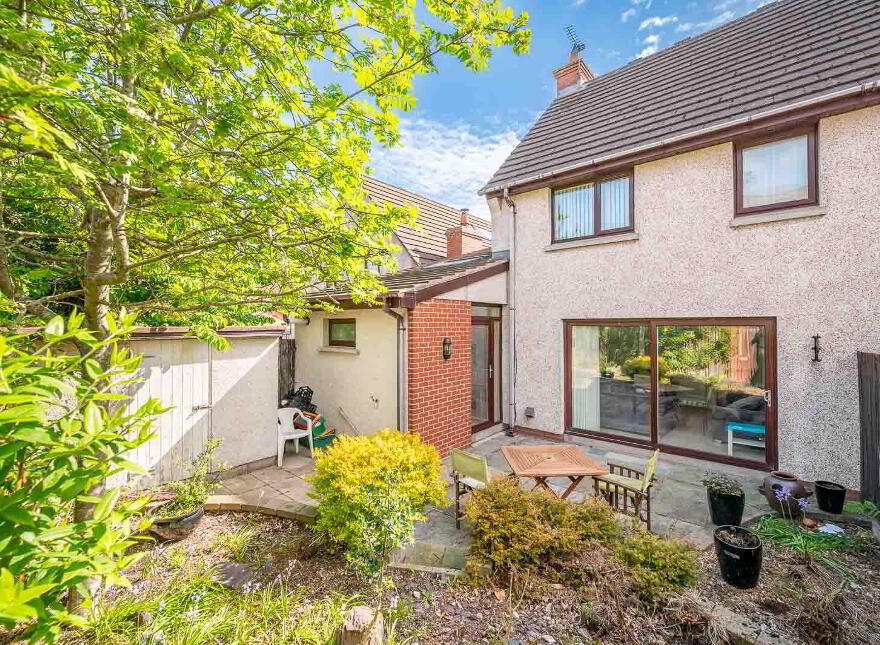10 Clonallon Court, Belfast, BT4 2AB