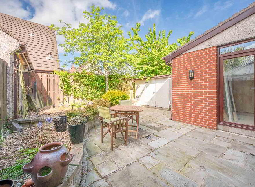10 Clonallon Court, Belfast, BT4 2AB