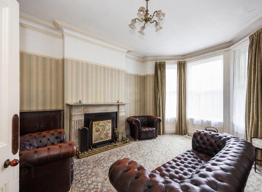 46 Marlborough Park North, Belfast, BT9 6HJ