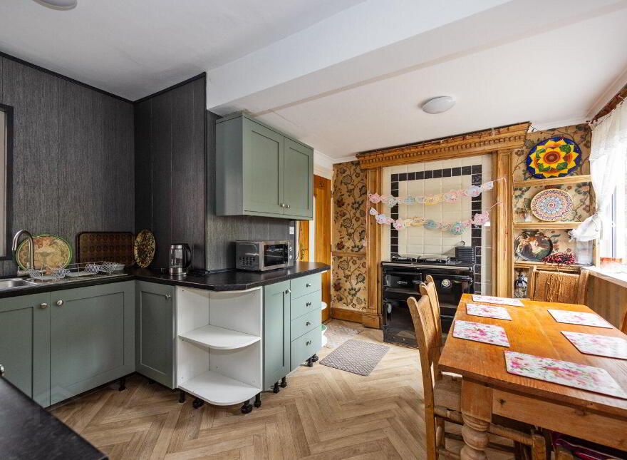 46 Marlborough Park North, Belfast, BT9 6HJ