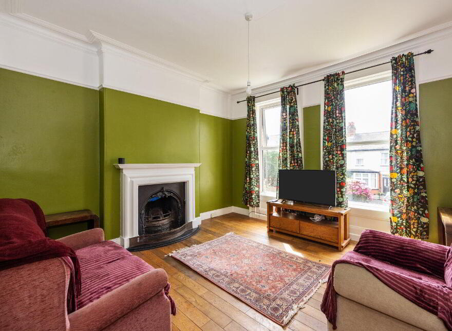 46 Marlborough Park North, Belfast, BT9 6HJ