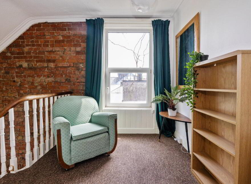 46 Marlborough Park North, Belfast, BT9 6HJ