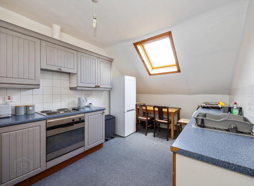 46 Marlborough Park North, Belfast, BT9 6HJ