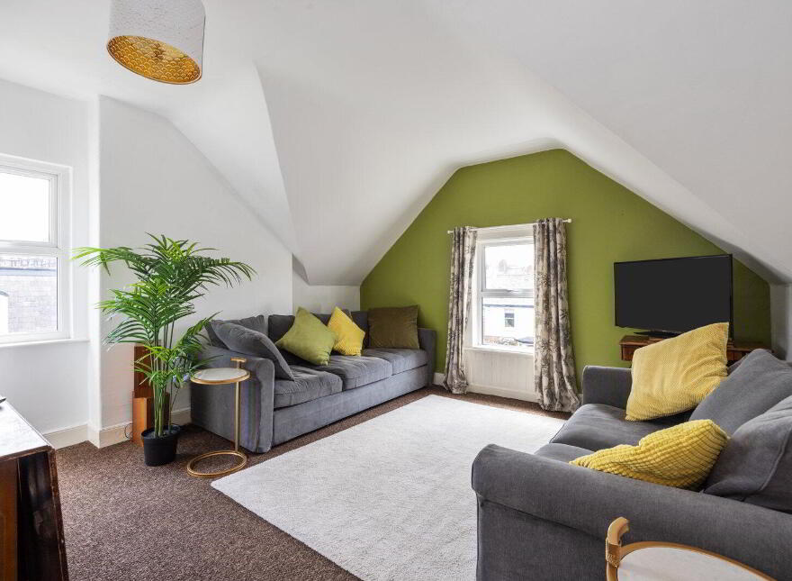 46 Marlborough Park North, Belfast, BT9 6HJ