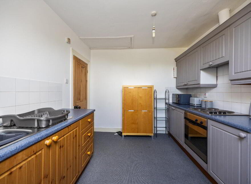 46 Marlborough Park North, Belfast, BT9 6HJ