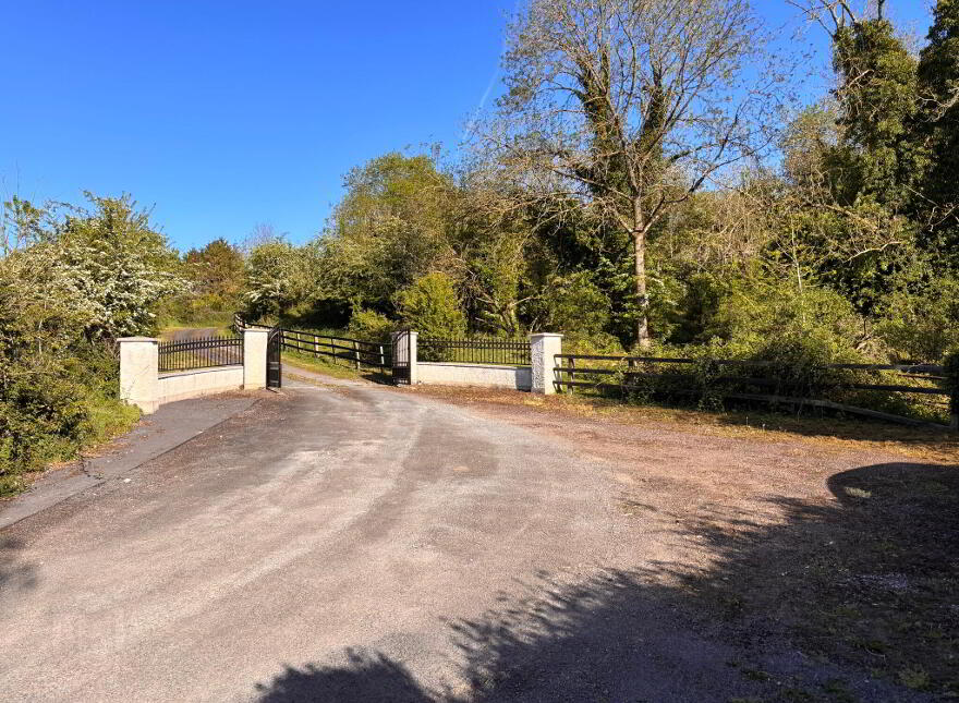 Moortown House, Rathronan, Clonmel, E91XK73