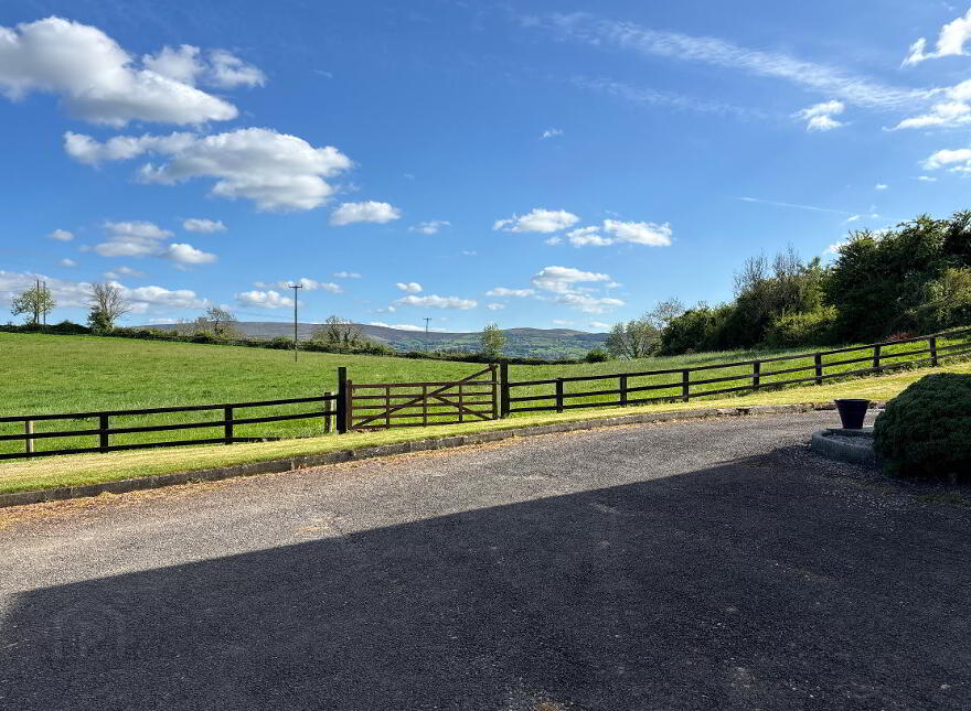 Moortown House, Rathronan, Clonmel, E91XK73
