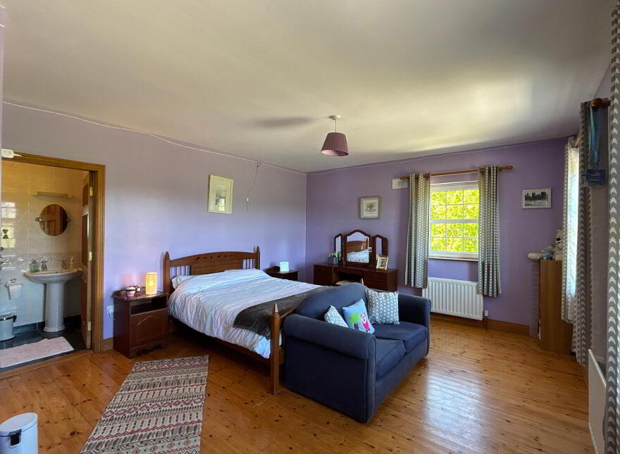 Moortown House, Rathronan, Clonmel, E91XK73