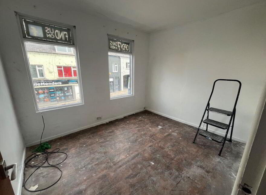 (Lot 42) 7 High Street, Ballynahinch, BT24 8AB