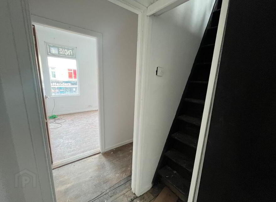 (Lot 42) 7 High Street, Ballynahinch, BT24 8AB