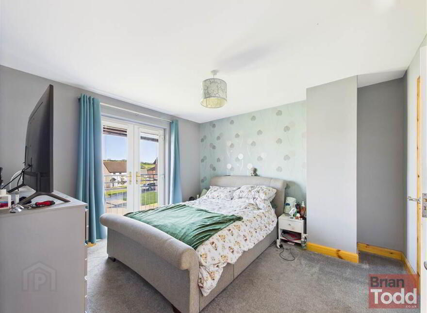Porter Green Avenue, Larne, BT40 2UJ