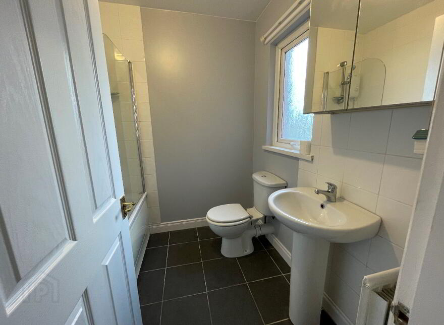 31 Ellis Street, Carrickfergus, BT38 8AY