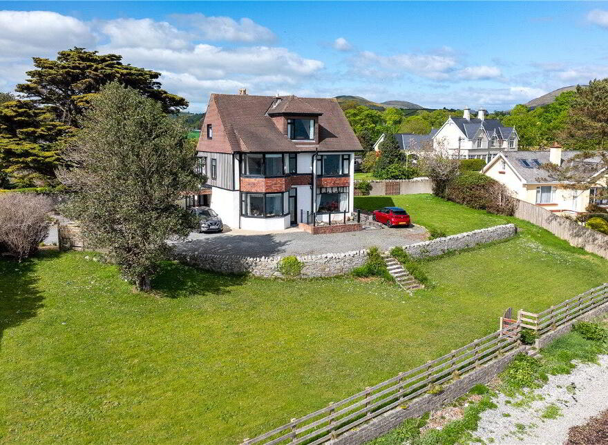 37 Rostrevor Road, Warrenpoint, Newry, BT34 3RU photo