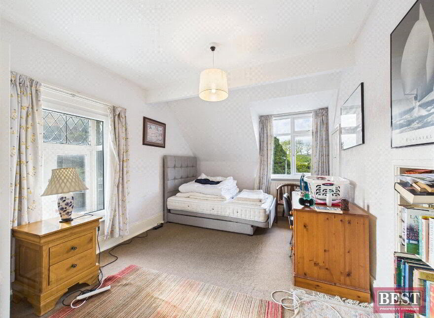 37 Rostrevor Road, Warrenpoint, Newry, BT34 3RU
