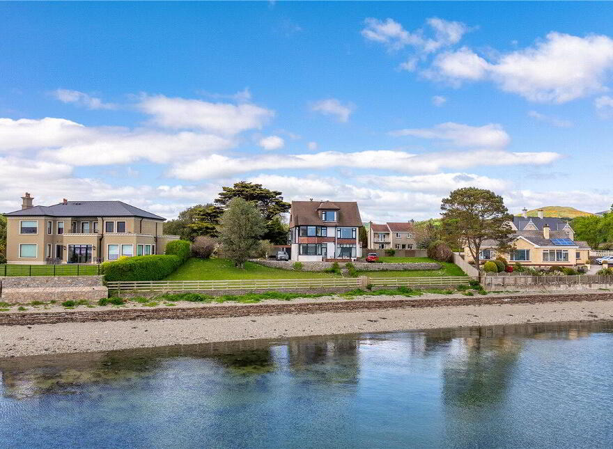 37 Rostrevor Road, Warrenpoint, Newry, BT34 3RU
