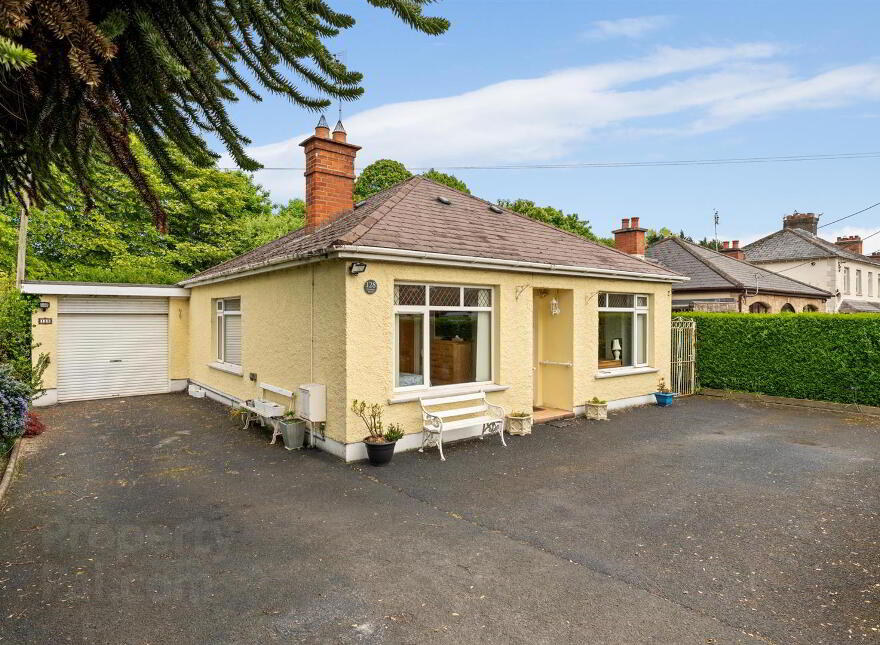 128 Comber Road, Dundonald, Belfast, BT16 2BP photo