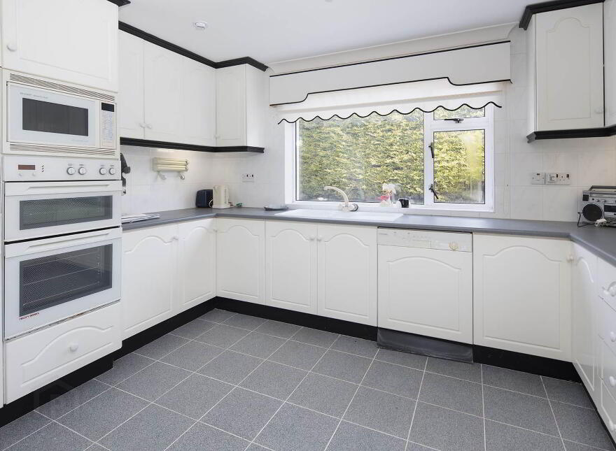Adrigole Park, Adrigole, P75NH24