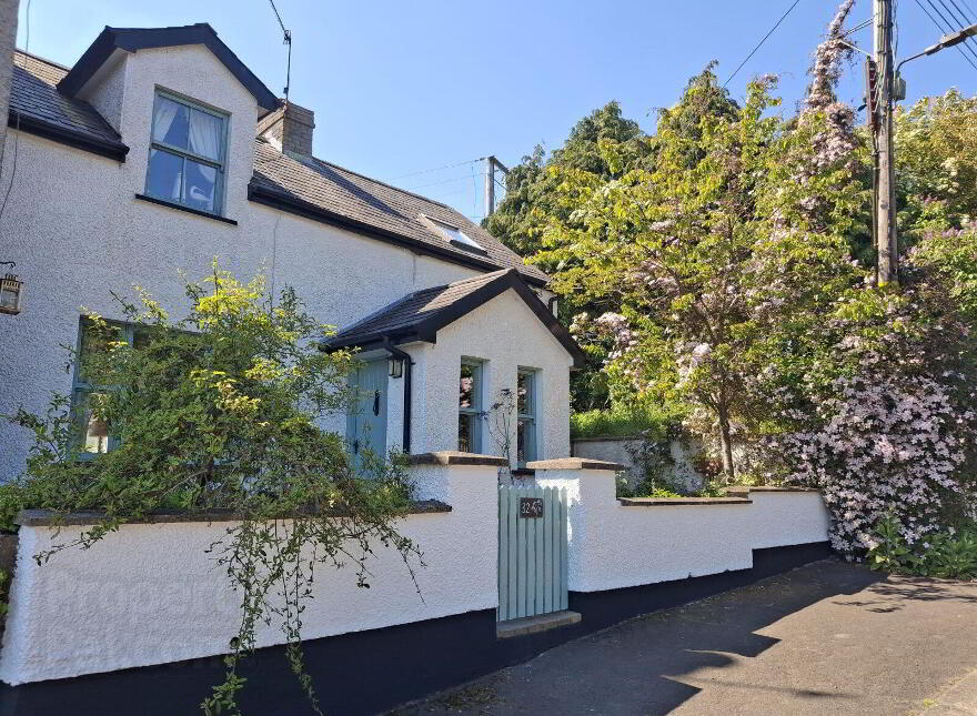 32 Hillhead Road, Ballycarry, Carrickfergus, BT38 9HE photo